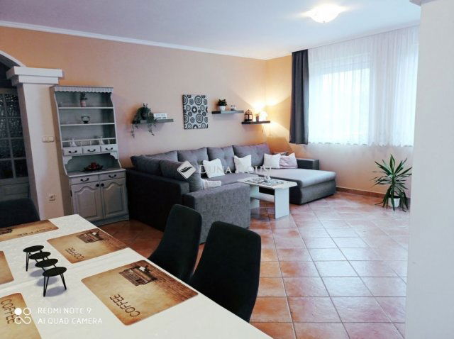 Eladó családi ház, Bükön 169 M Ft, 9+1 szobás