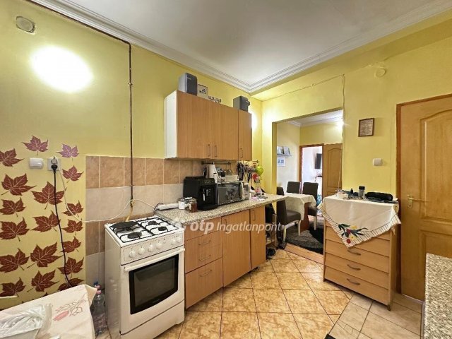 Eladó téglalakás, Budapesten, IX. kerületben 74.9 M Ft, 2 szobás