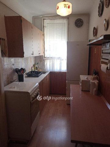 Eladó téglalakás, Budapesten, XIV. kerületben 62.99 M Ft