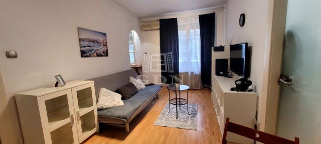 Kiadó téglalakás, albérlet, Budapesten, VII. kerületben