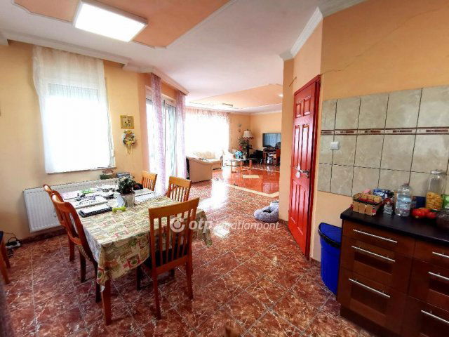 Eladó családi ház, Szigetszentmártonban 98.2 M Ft, 4+2 szobás