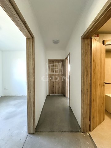 Eladó téglalakás, Kaposváron 57.4 M Ft, 3 szobás