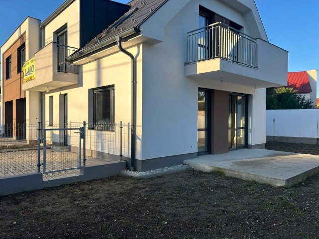Eladó családi ház, Győrött 114 M Ft, 4 szobás