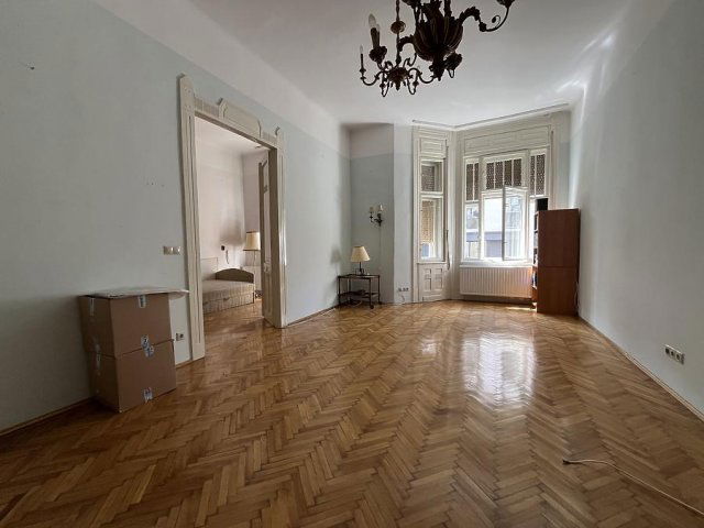 Eladó téglalakás, Budapesten, VII. kerületben, Murányi utcában