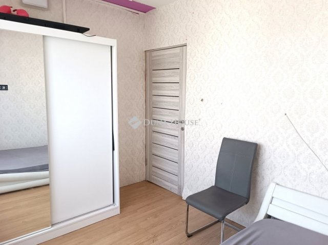 Eladó panellakás, Békéscsabán 27.5 M Ft, 3 szobás
