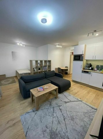 Kiadó téglalakás, albérlet, VIII. kerületben, Corvin sétányon