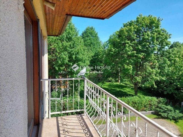 Eladó családi ház, Törökbálinton 241 M Ft, 4 szobás