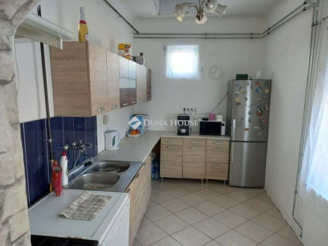 Eladó családi ház, Jászkisérén 22.5 M Ft, 2 szobás