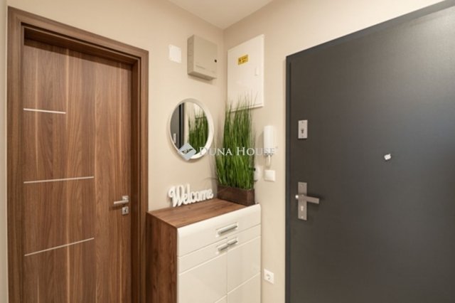 Eladó téglalakás, Kecskeméten 109 M Ft, 4 szobás