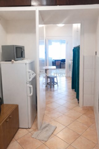 Kiadó panellakás, albérlet, Debrecenben 150 E Ft / hó, 1 szobás