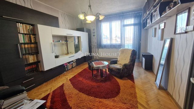 Eladó téglalakás, Zalaegerszegen, Kovács Károly téren 37.5 M Ft