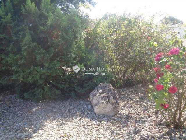 Eladó ikerház, Székesfehérvárott 119.5 M Ft, 4 szobás