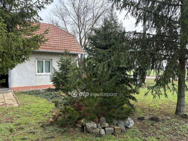 Eladó mezogazdasagi ingatlan, Sarkadon 15 M Ft, 1 szobás