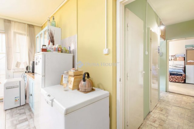 Eladó panellakás, Győrött, Kodály Zoltán utcában 44.4 M Ft