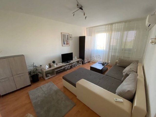 Eladó panellakás, Pakson, Gesztenyés utcában 37.9 M Ft, 2 szobás
