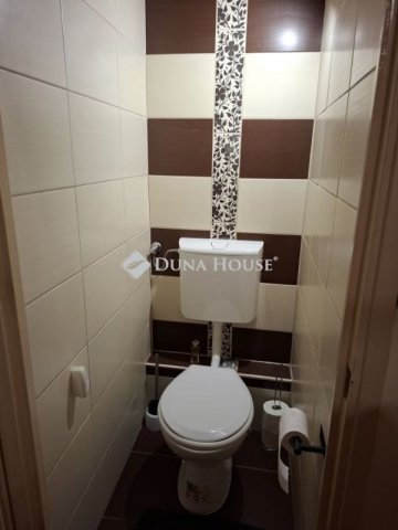 Eladó panellakás, Szegeden 53.9 M Ft, 2 szobás