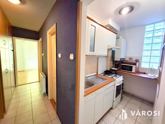 Kiadó téglalakás, albérlet, Szegeden 150 E Ft / hó, 2 szobás