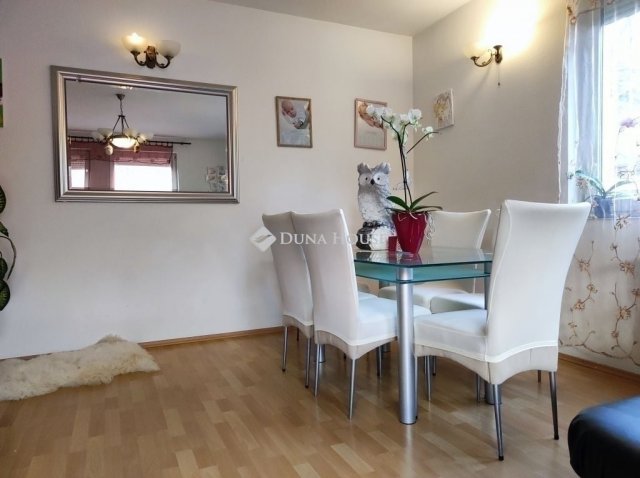 Eladó családi ház, Gyömrőn 104.5 M Ft, 5 szobás