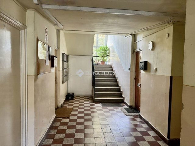 Eladó téglalakás, Budapesten, XIV. kerületben 75 M Ft, 2 szobás