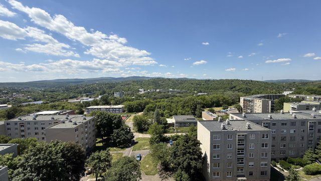 Eladó panellakás, Miskolcon 22.99 M Ft, 2+1 szobás