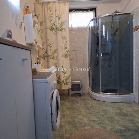 Eladó családi ház, Szentgotthárdon 54.9 M Ft, 4 szobás