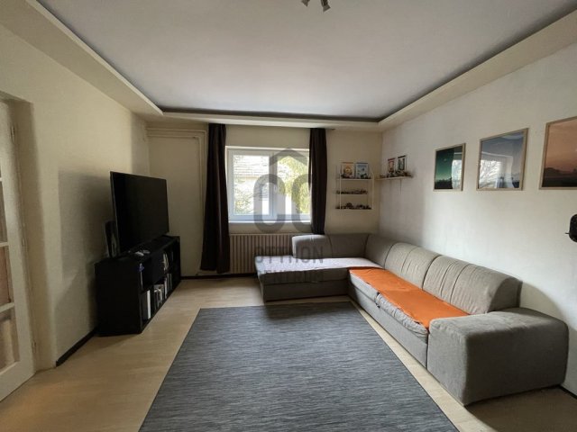 Eladó téglalakás, Budakeszin 118 M Ft, 4 szobás