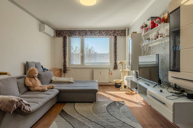 Eladó panellakás, Kazincbarcikán 32 M Ft, 2 szobás