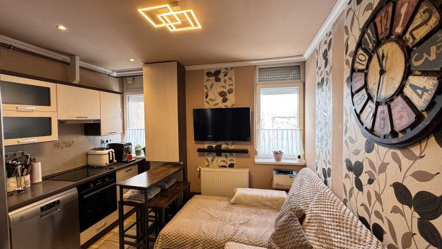 Eladó téglalakás, Debrecenben 55 M Ft, 3 szobás