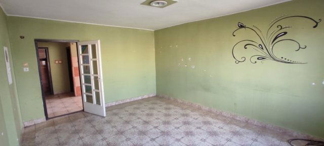 Eladó családi ház, Karancsságon 14 M Ft, 6+1 szobás