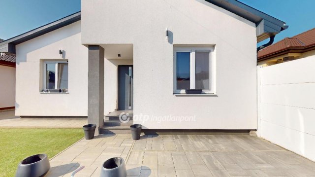 Eladó családi ház, Miskolcon 170 M Ft, 3 szobás