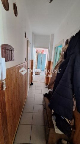 Eladó téglalakás, Sárbogárdon 21.55 M Ft, 2 szobás