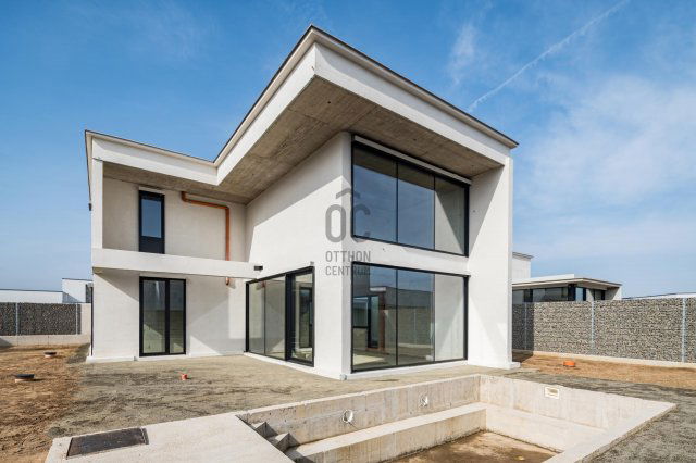 Eladó ikerház, Mogyoródon 178.4 M Ft, 5 szobás