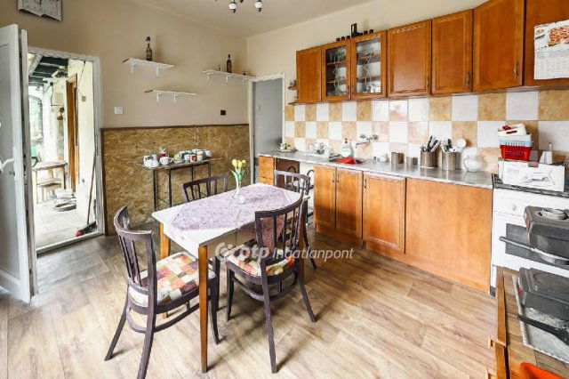 Eladó családi ház, Kompolton 19 M Ft, 3 szobás