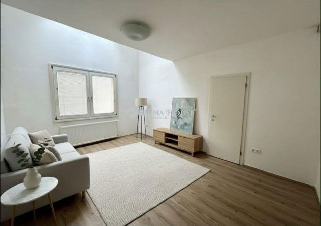 Eladó téglalakás, Budapesten, VII. kerületben 95.9 M Ft