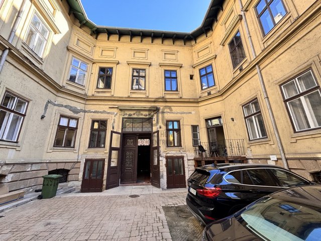 Eladó iroda, Budapesten, IX. kerületben 893.2 M Ft