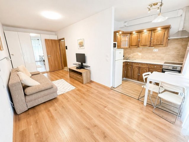 Eladó téglalakás, Budapesten, IV. kerületben, Attila utcában