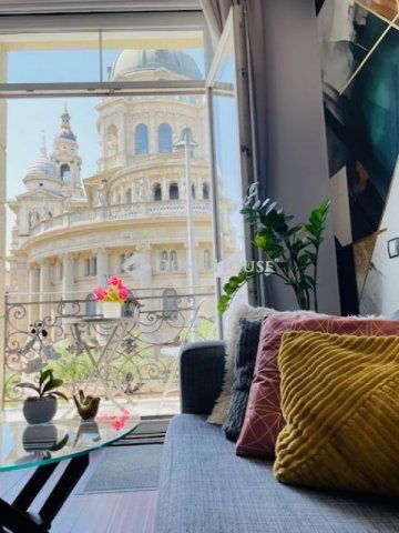 Eladó téglalakás, Budapesten, VI. kerületben 165 M Ft, 2 szobás