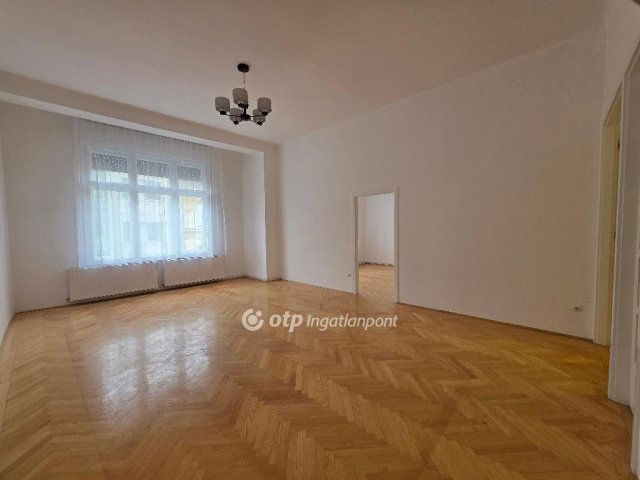Eladó téglalakás, Budapesten, VIII. kerületben 94 M Ft, 2 szobás