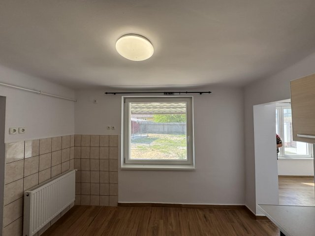 Eladó családi ház, Debrecenben 75 M Ft, 3 szobás