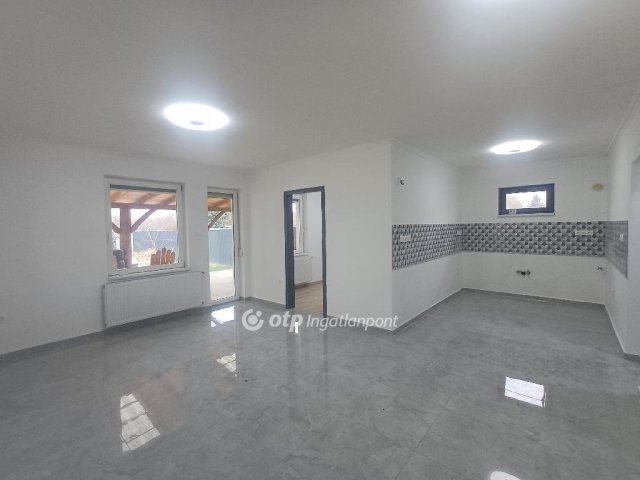 Eladó mezogazdasagi ingatlan, Ócsán 95 M Ft, 5+1 szobás