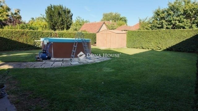 Eladó családi ház, Gyálon 129.99 M Ft, 6 szobás