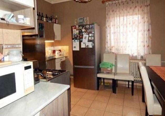 Eladó családi ház, Debrecenben 125 M Ft, 4+1 szobás