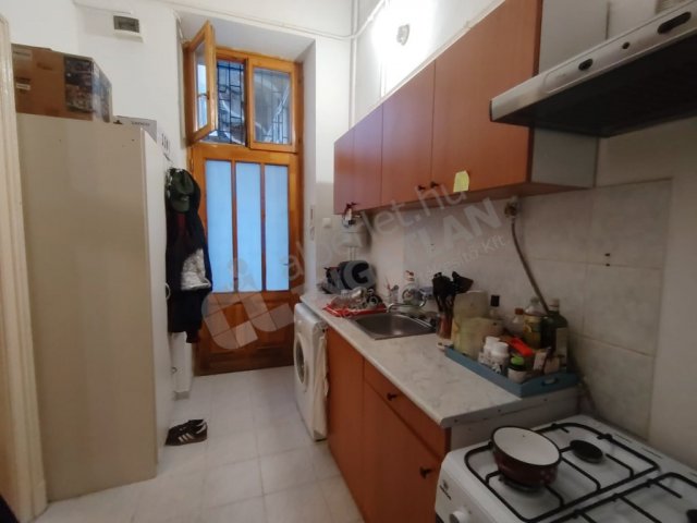 Kiadó téglalakás, albérlet, VI. kerületben, Szondi utcában