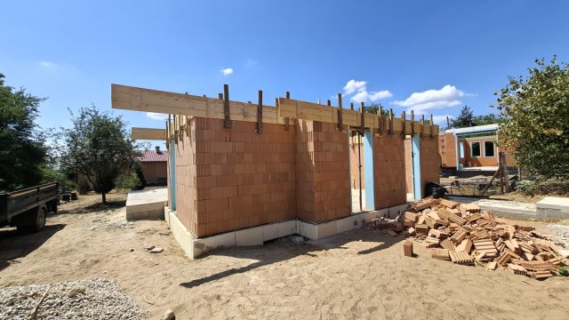 Eladó családi ház, Mogyoródon 102.9 M Ft, 4 szobás