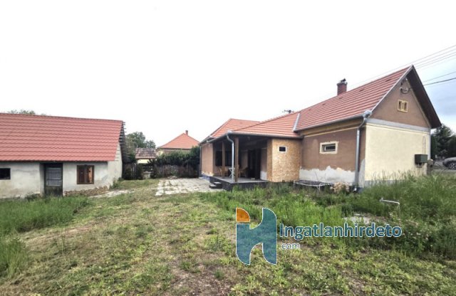 Eladó családi ház, Zalaszentlászlón 21 M Ft, 3 szobás