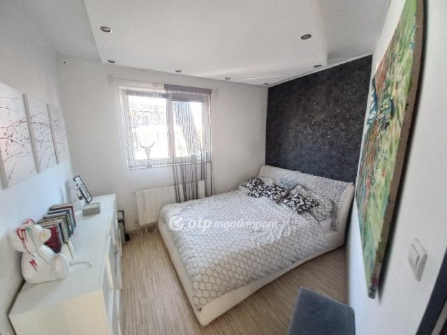 Eladó téglalakás, Budapesten, XV. kerületben 85 M Ft, 2+1 szobás