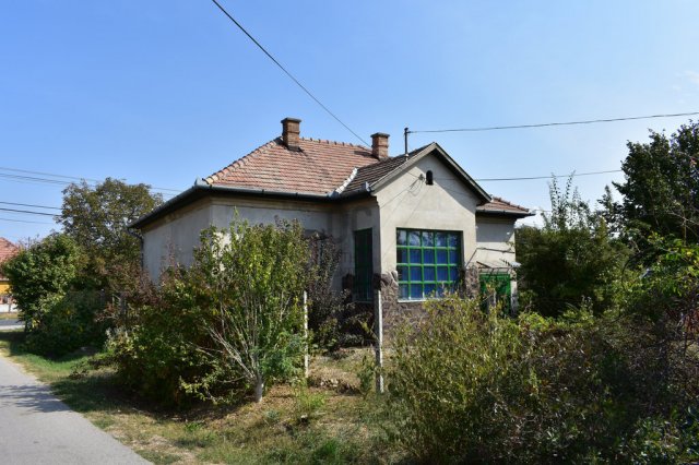 Eladó családi ház, Abonyban 43 M Ft, 2 szobás