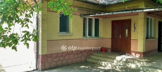 Eladó családi ház, Tompán 15 M Ft, 4 szobás