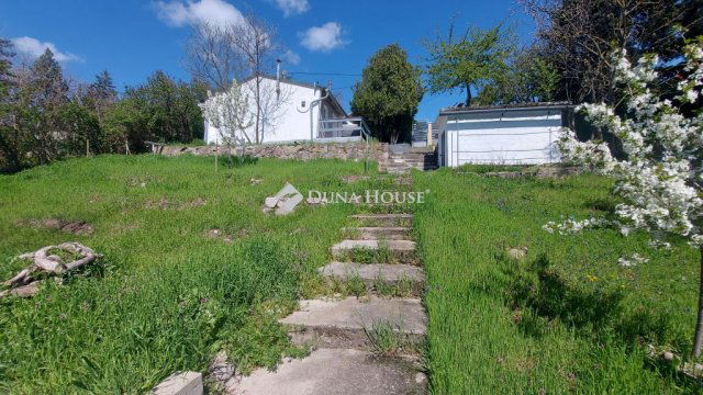 Eladó nyaraló, Szentendrén, Csalogány utcában 38.9 M Ft