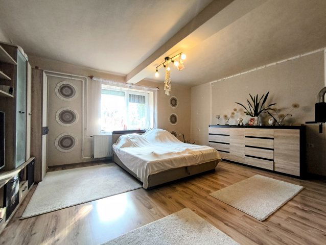 Eladó családi ház, Füzesgyarmaton 16 M Ft, 3 szobás